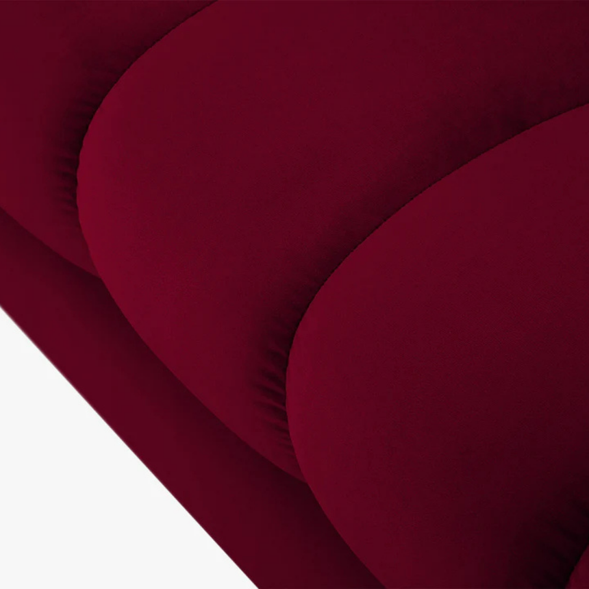 Mamaia velvet bench with black legs