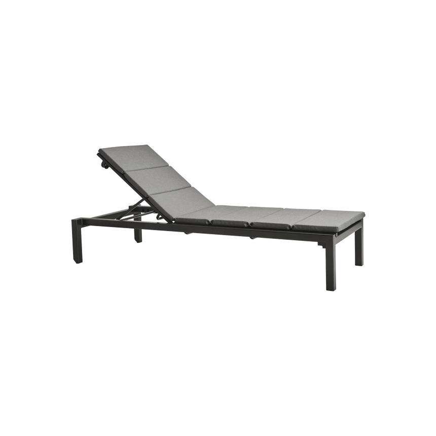 Elegance fabric chair