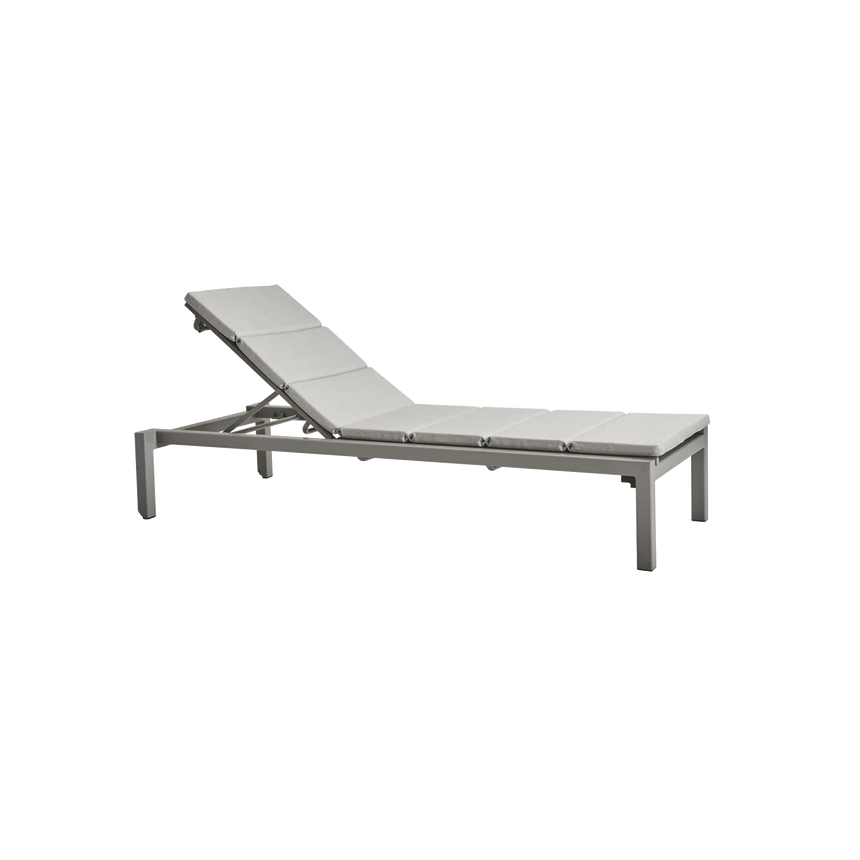 Elegance fabric chair