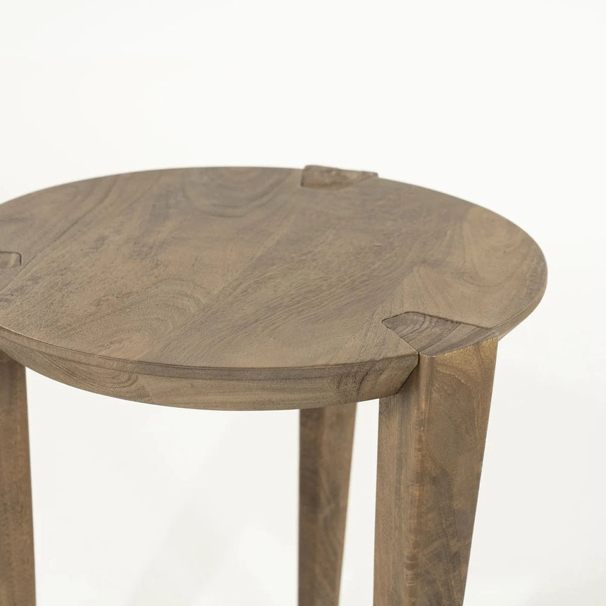 Davina fa lerakóasztal