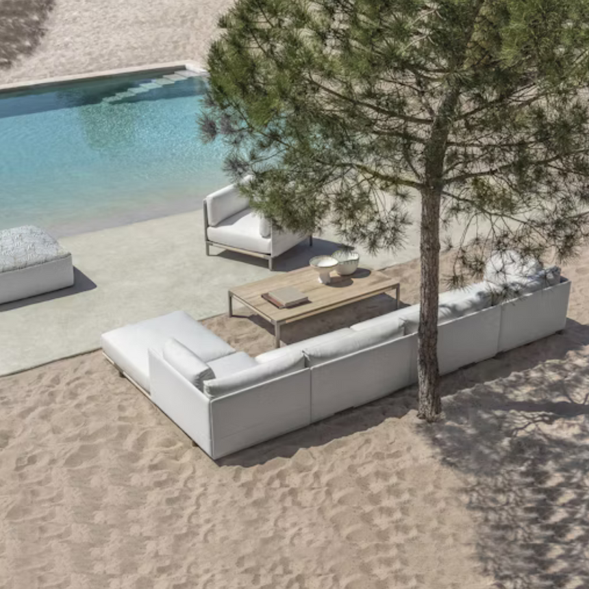 Kilt garden coffee table