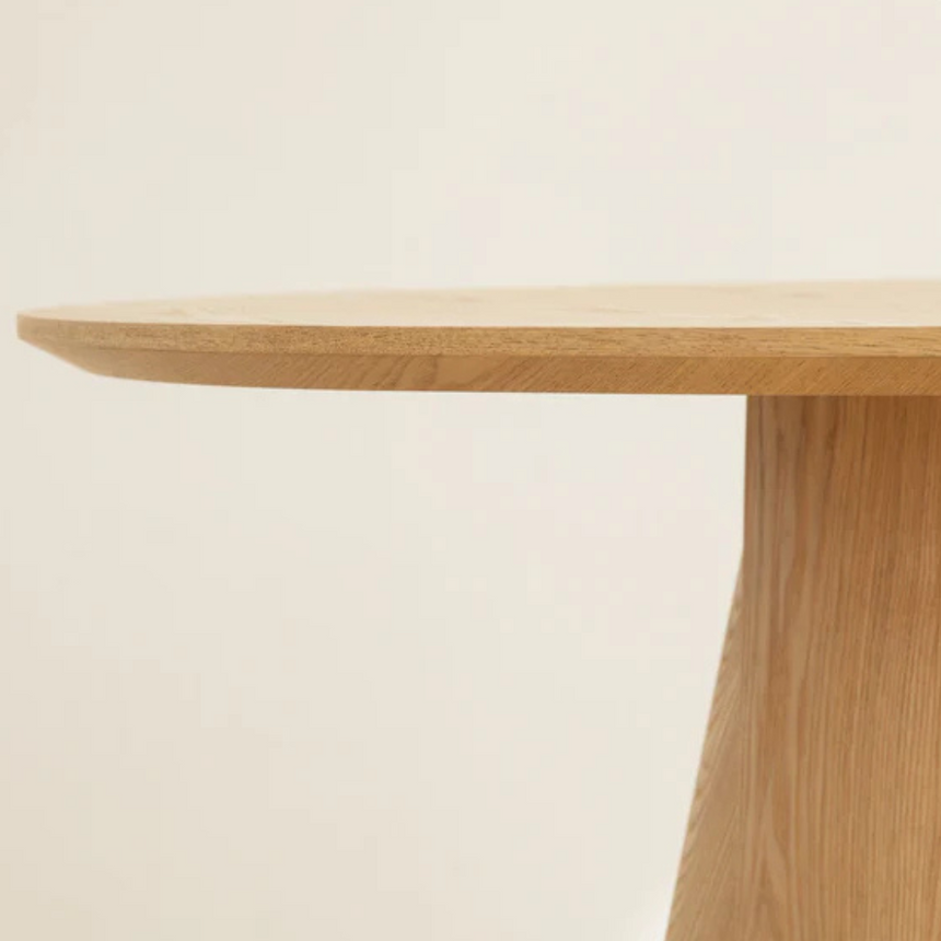 Mares fa étkezőasztal