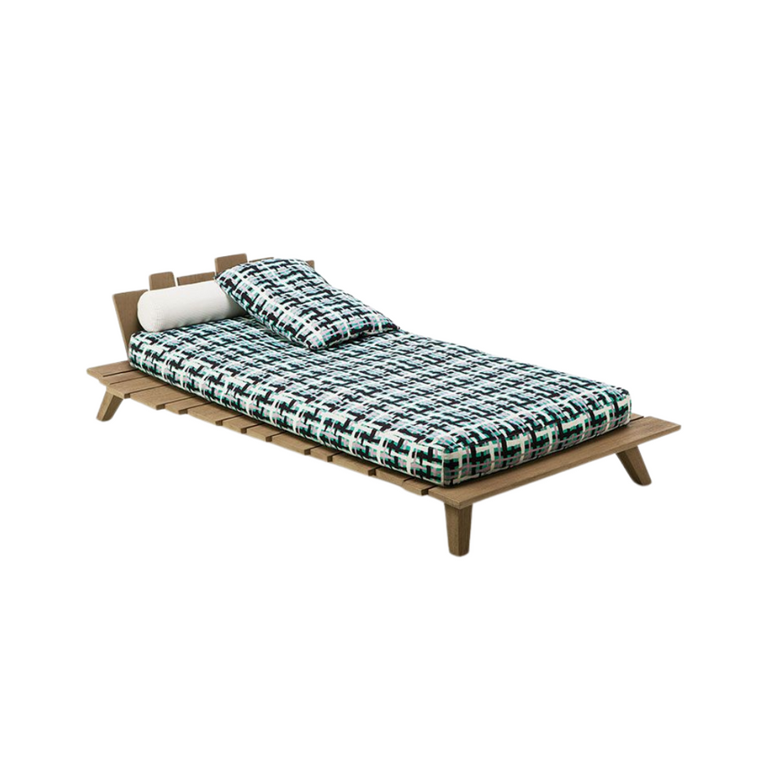 Kilt garden coffee table