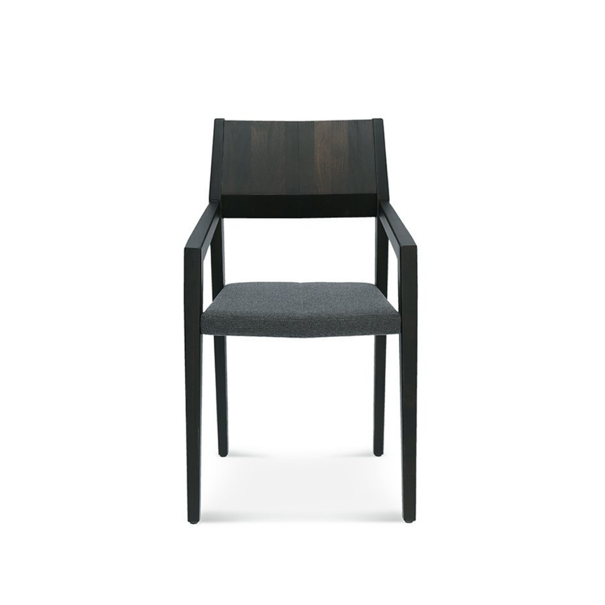 Arcos armchair