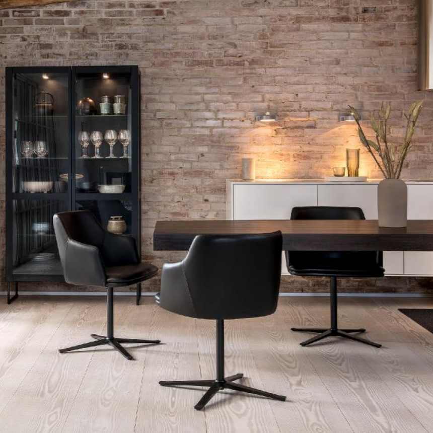 Kilt garden coffee table