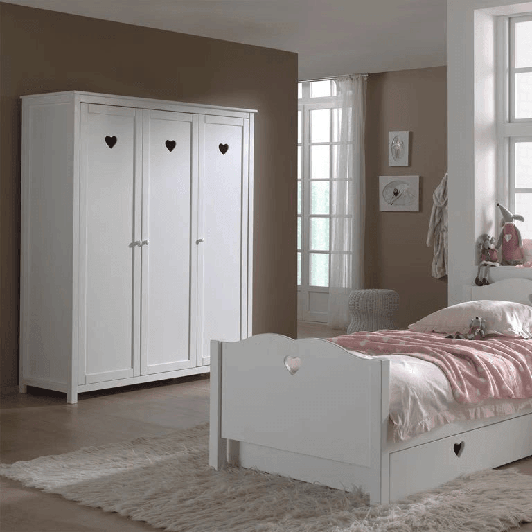 Amori 3-door wooden children's wardrobe
