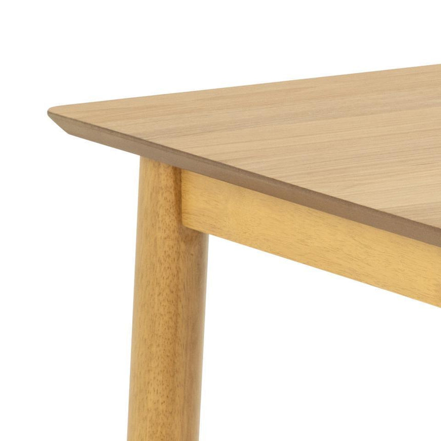 Barlow wooden dining table