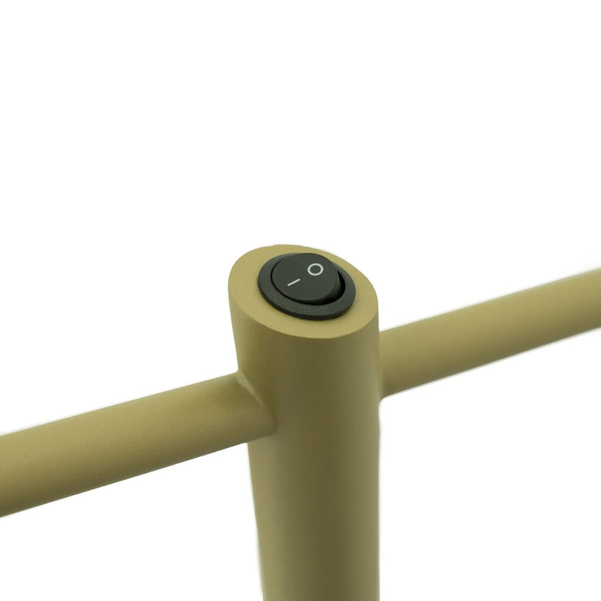 Curo metal table lamp