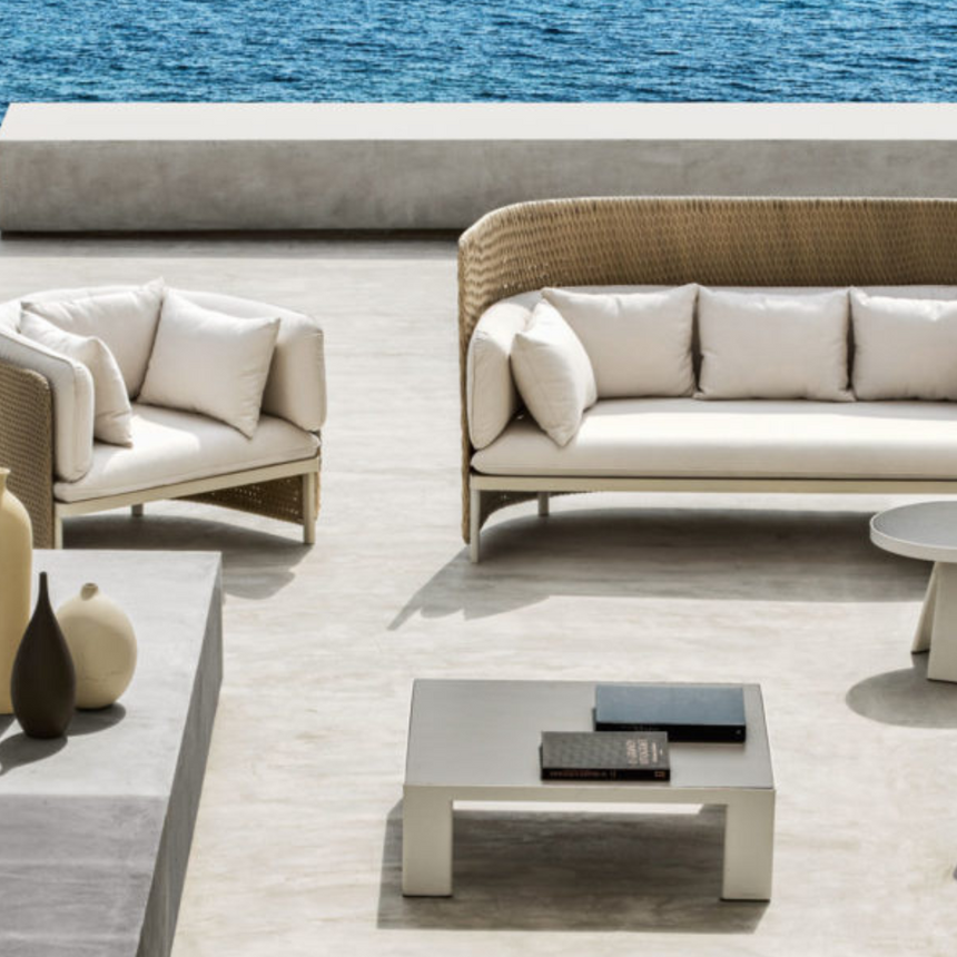 Esedra kerti dohányzóasztal