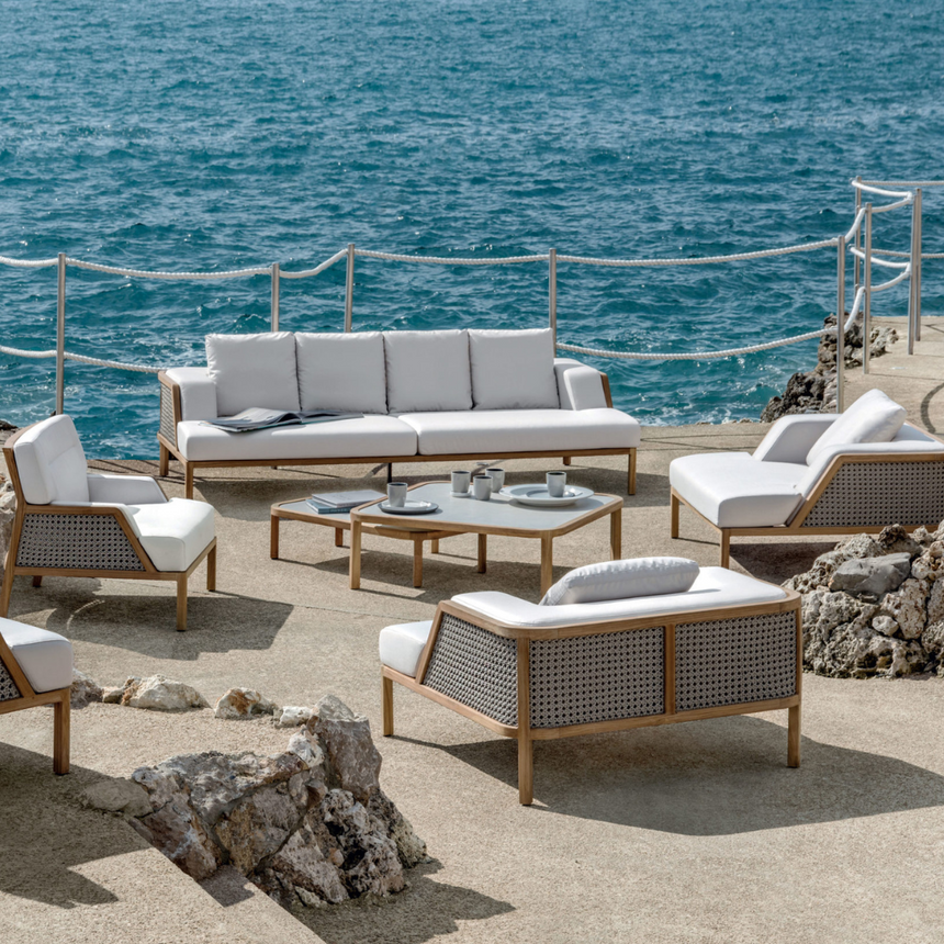 Kilt garden coffee table