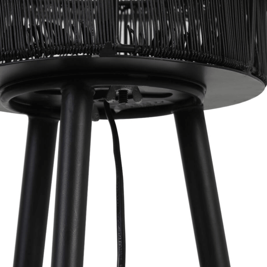 Gruaro metal floor lamp