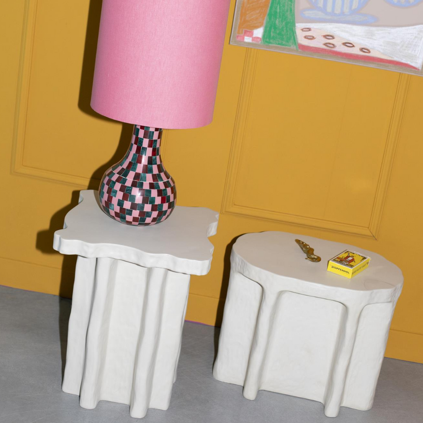 Born To Be Alive Oval műgyanta lerakóasztal