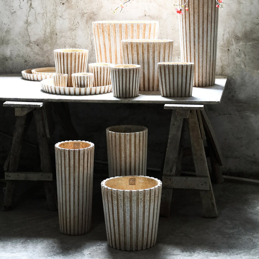 Marijus beton virágtartó