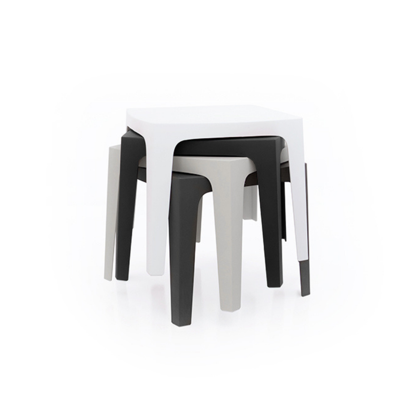 Solid PP kerti étkezőasztal