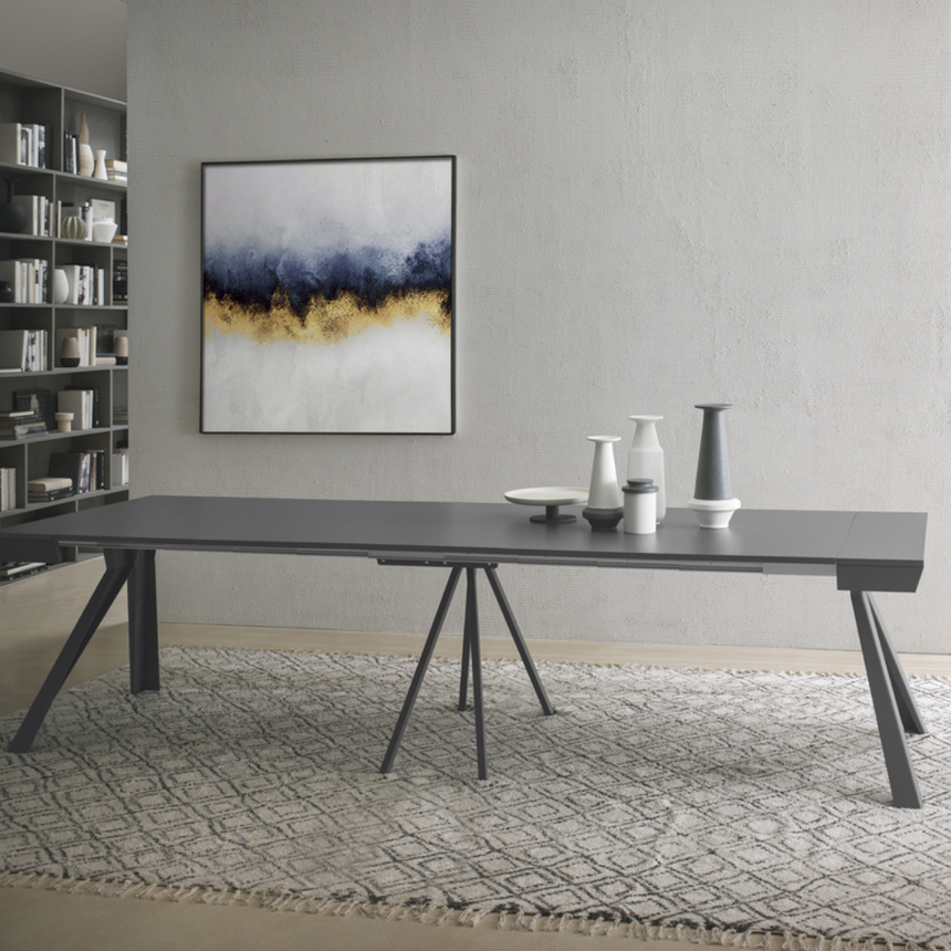 Kilt garden coffee table