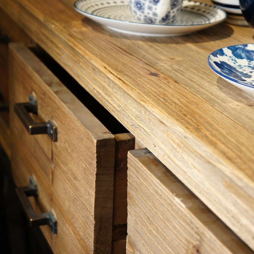 Werner Voss fa komód