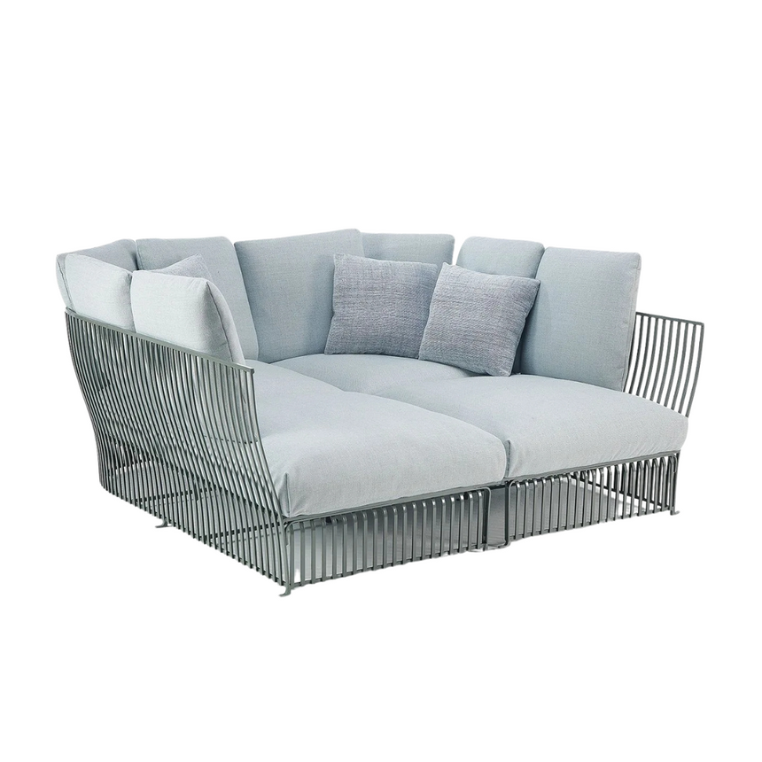 Kilt garden coffee table