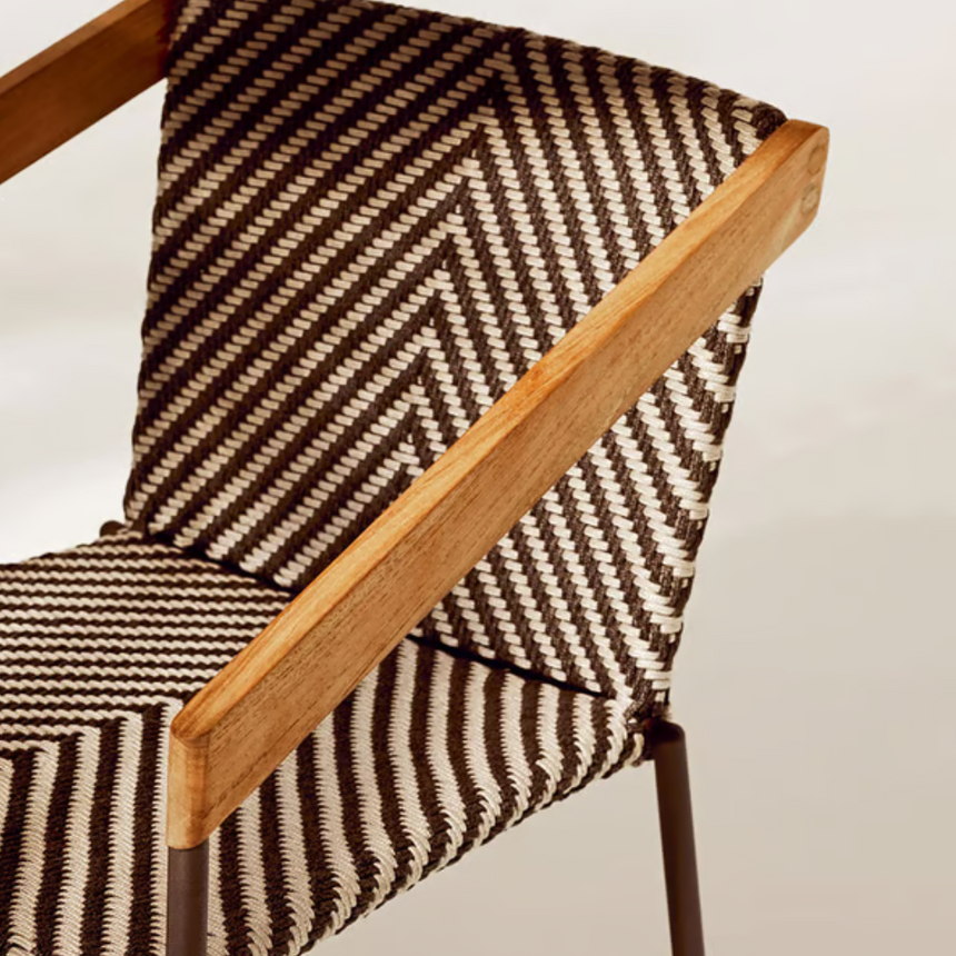 Kilt garden coffee table