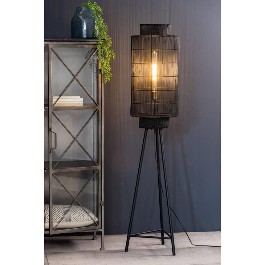 Gruaro metal floor lamp