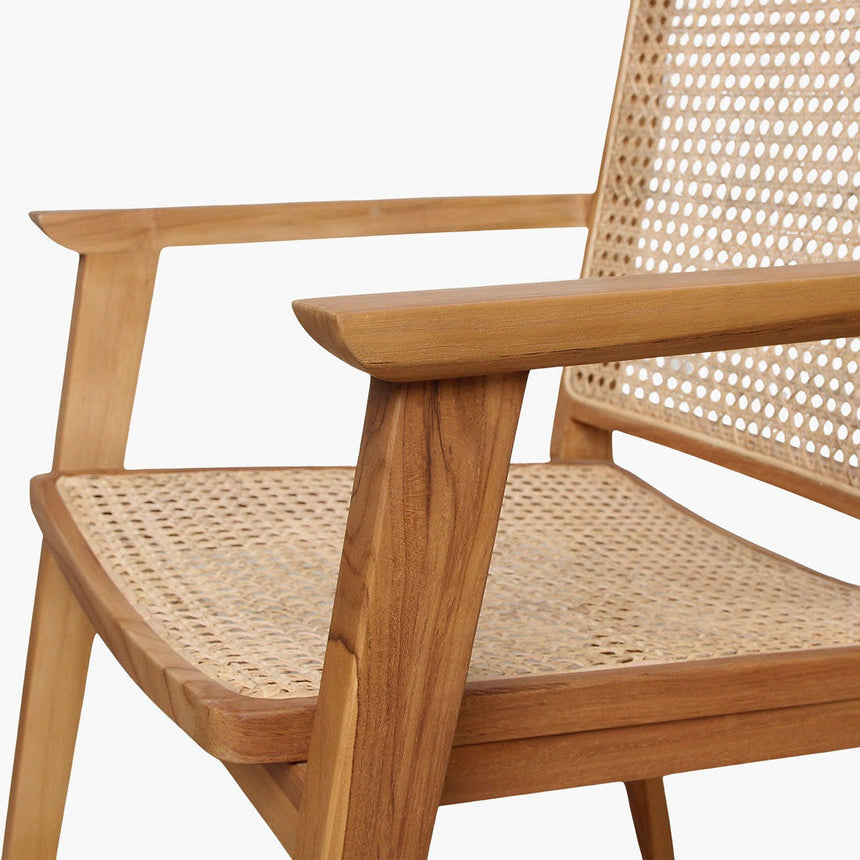 Nova rattan karfás szék