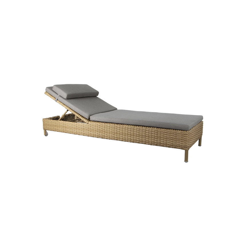 Elegance fabric chair