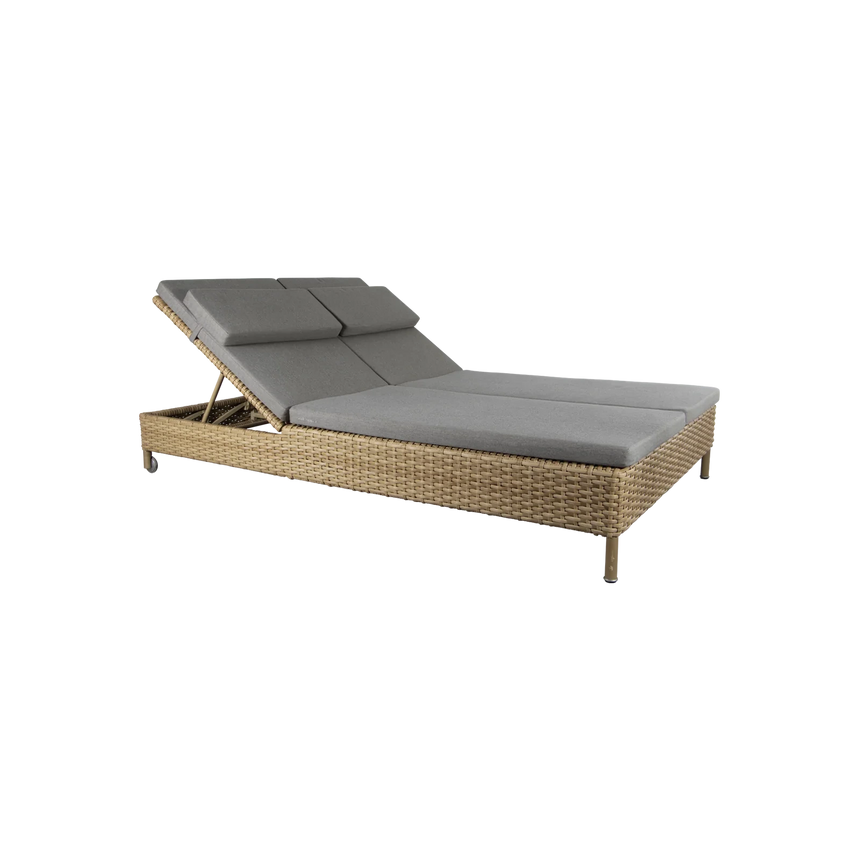 Elegance fabric chair