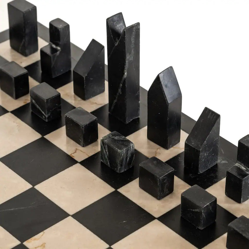 Zyenna glass chessboard