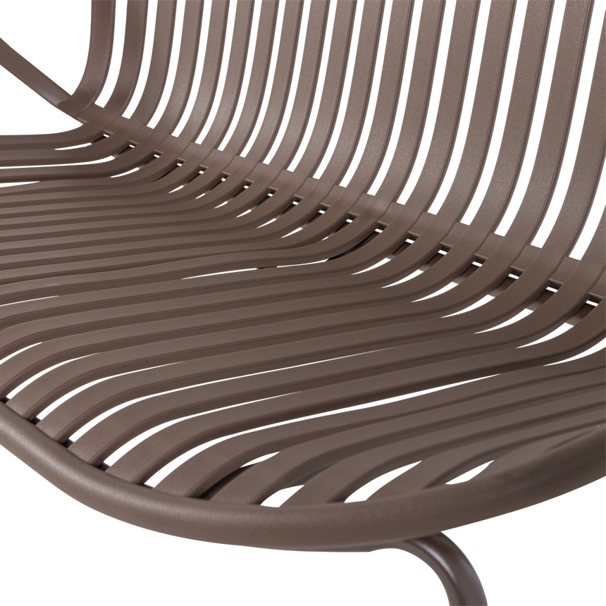 Bruce kerti pad – Játékos design és tartós kivitel