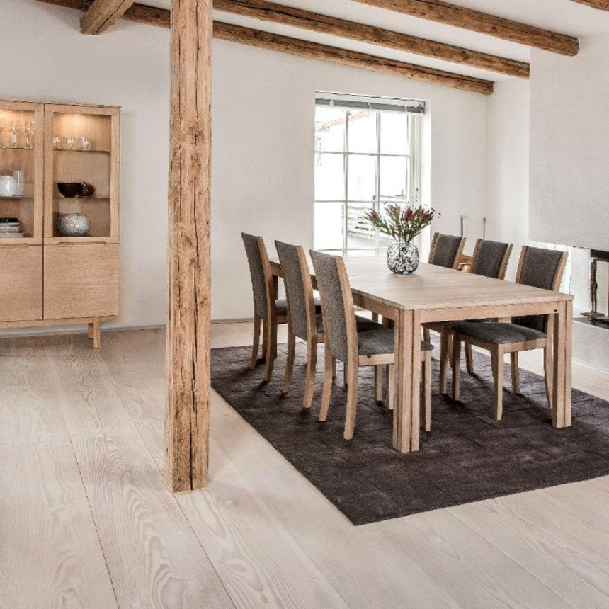 Kilt garden coffee table