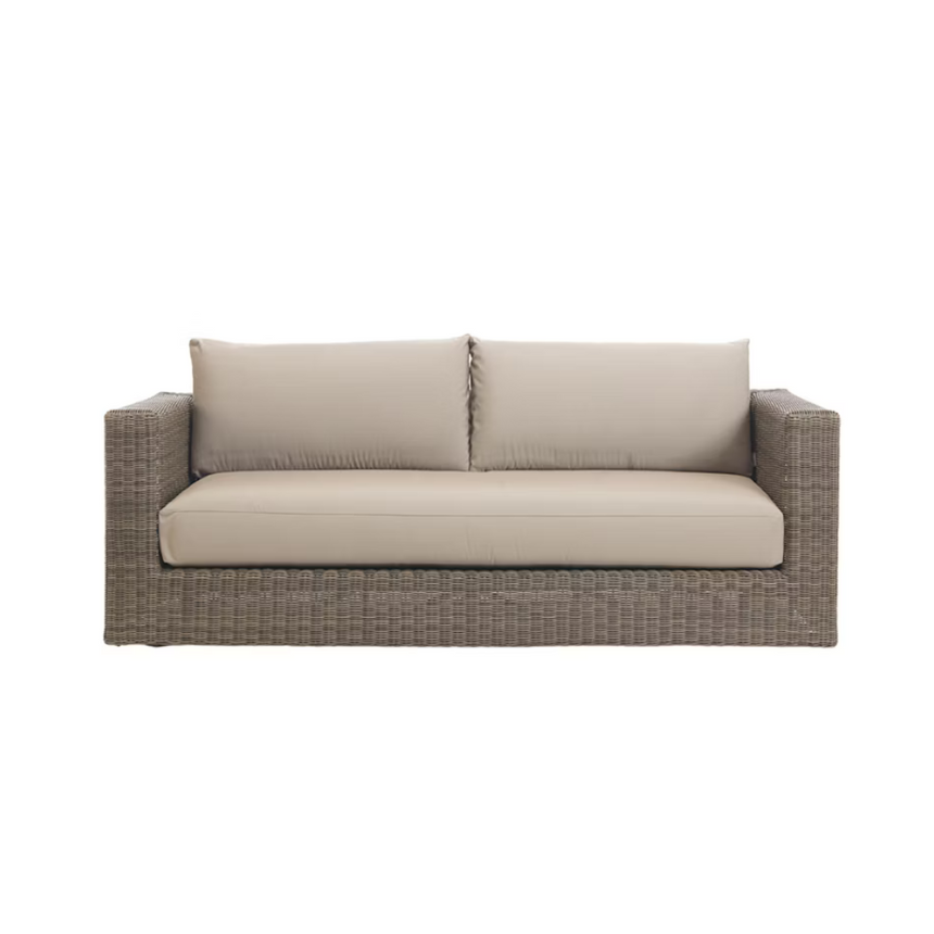 Kilt garden coffee table