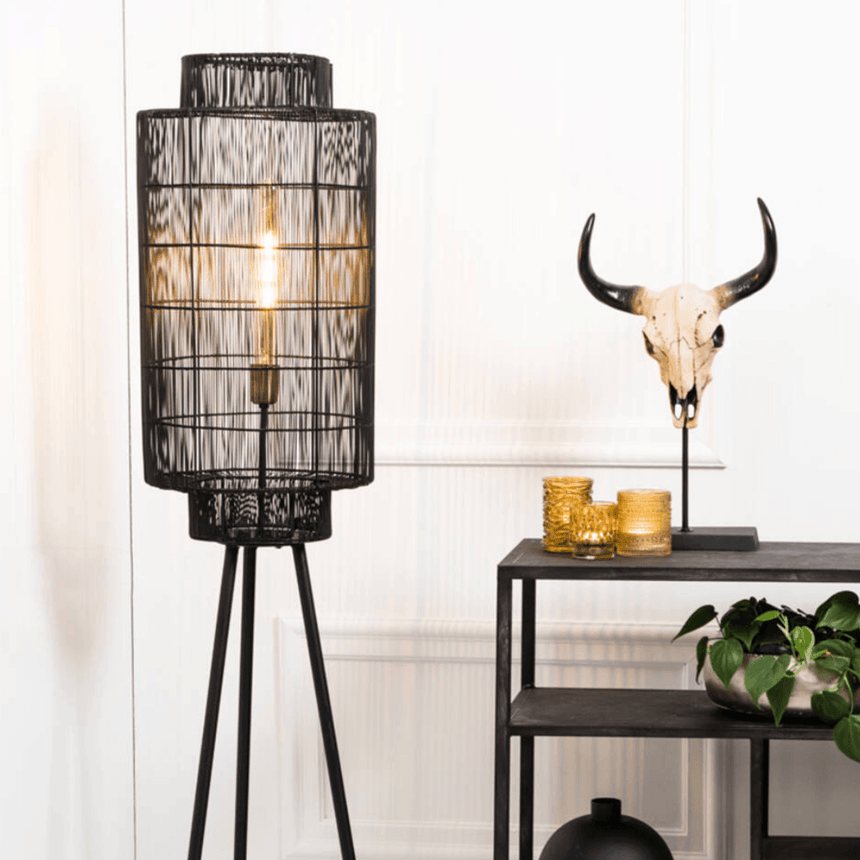 Gruaro metal floor lamp