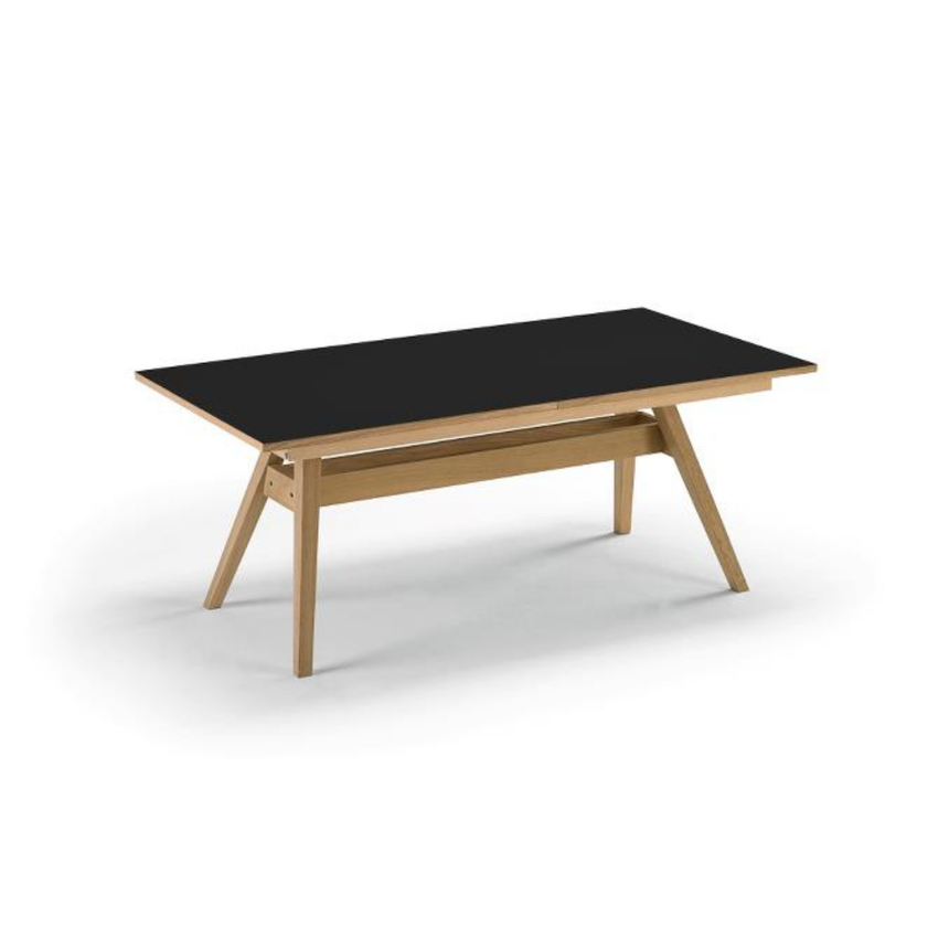 Skovby 11 bővíthető étkezőasztal