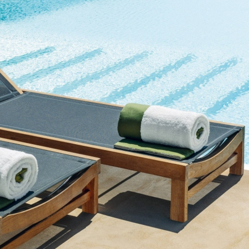 Kilt garden coffee table