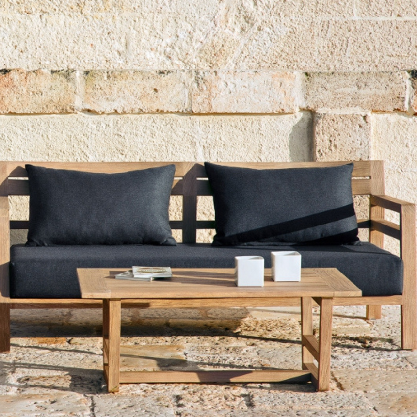 Kilt garden coffee table