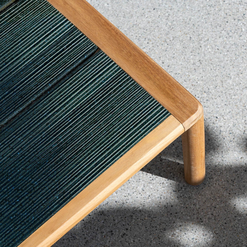 Panama kerti dohányzóasztal