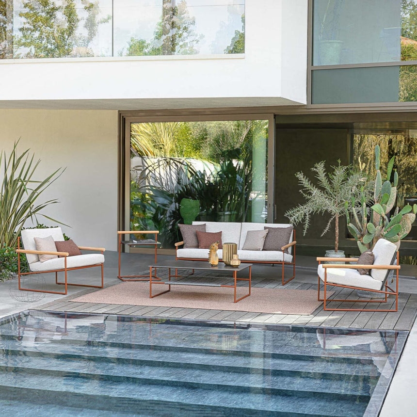 Pipe kerti dohányzóasztal