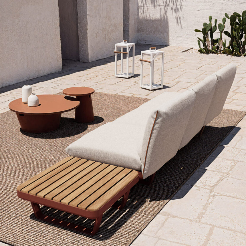 Totem kerti dohányzóasztal