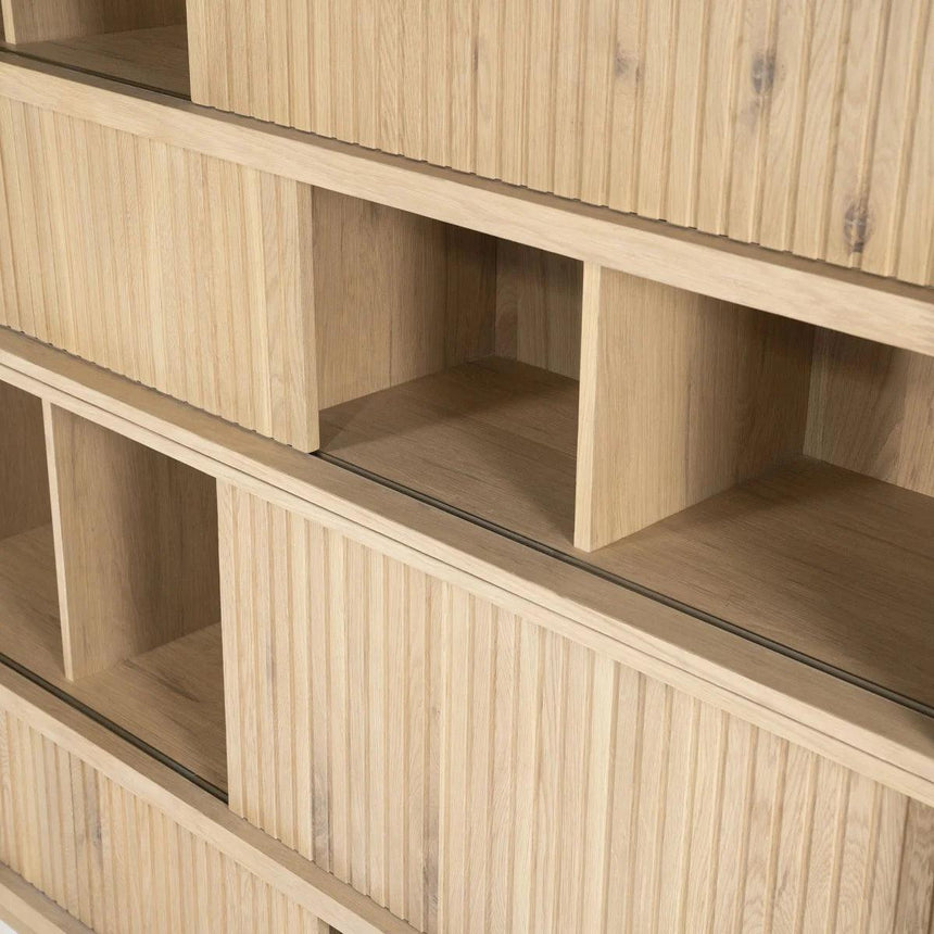 Milo wooden shelf 180x173