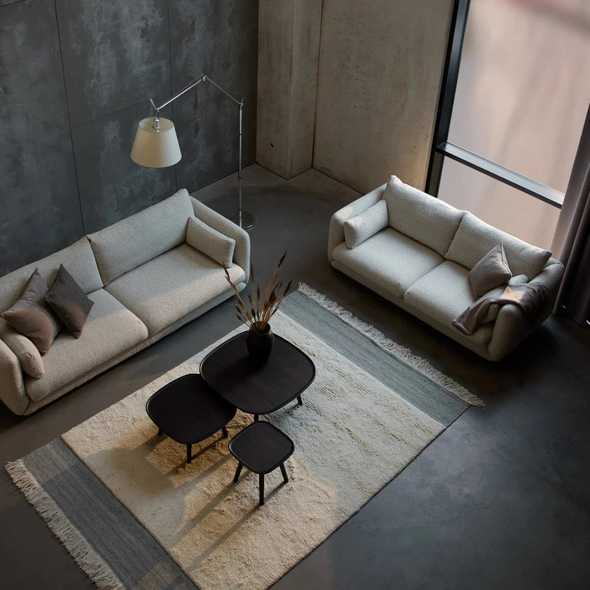 Bloom 2 személyes szövet kanapé fa lábbal