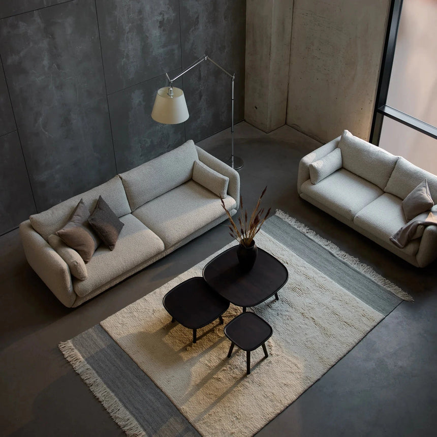 Bloom 3 személyes szövet kanapé fa lábbal