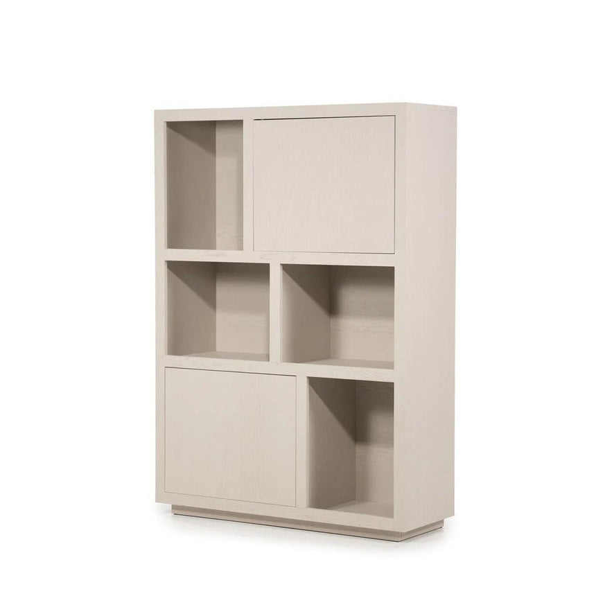 Helsinki 2-door wooden cabinet