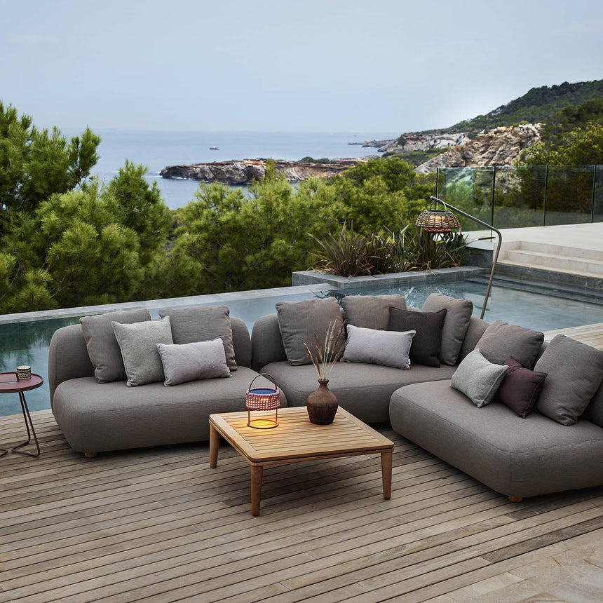 Capture fa kerti dohányzóasztal