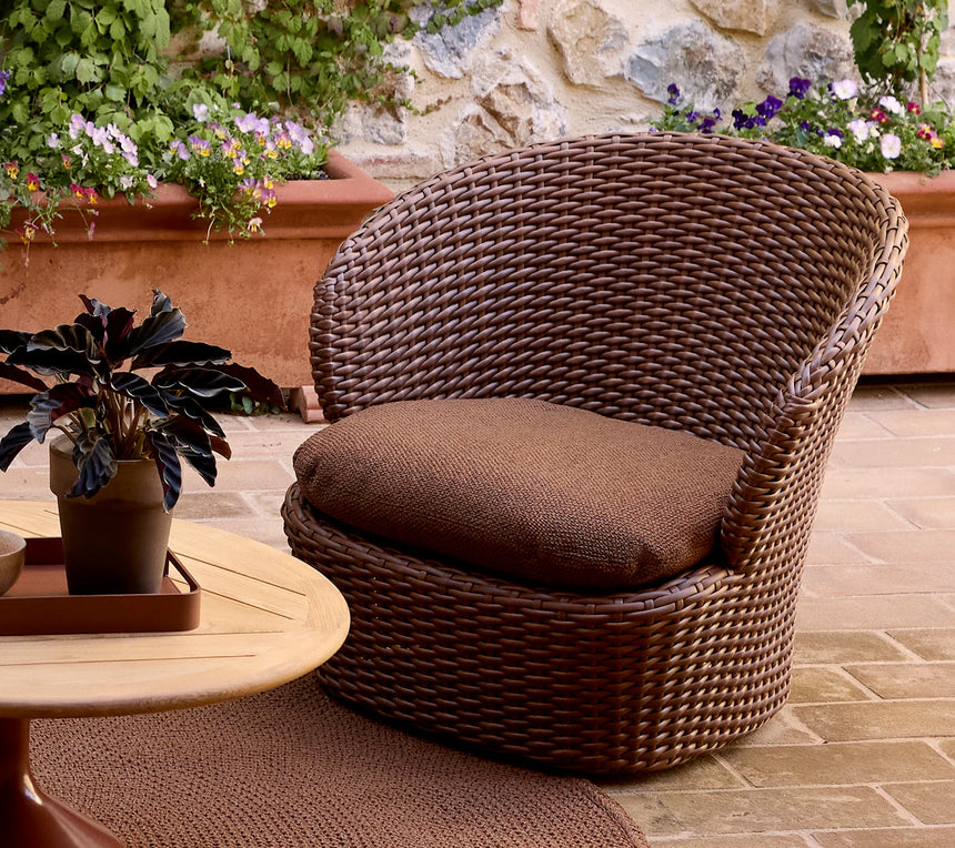 Elegance fabric chair