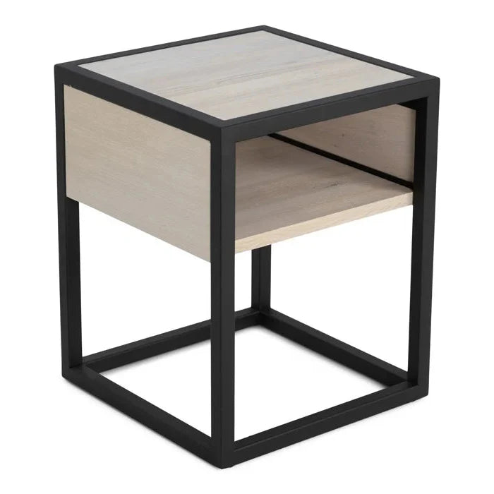 Diva fa éjjeliszekrény