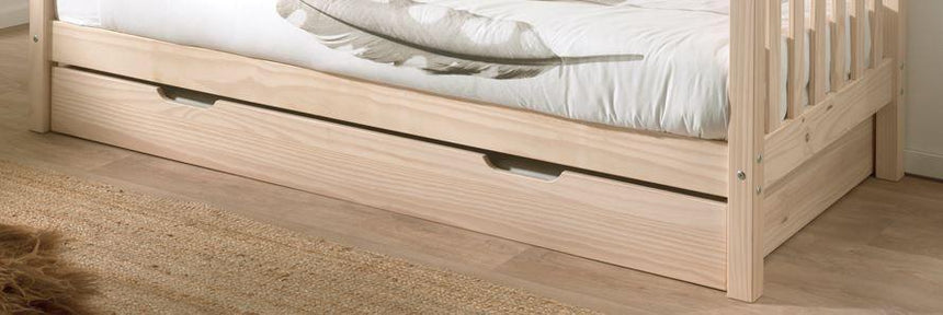 Fritz wooden children's bedding holder