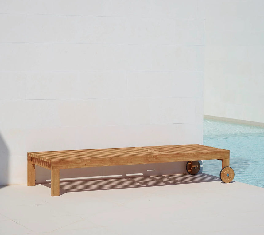 Elegance fabric chair