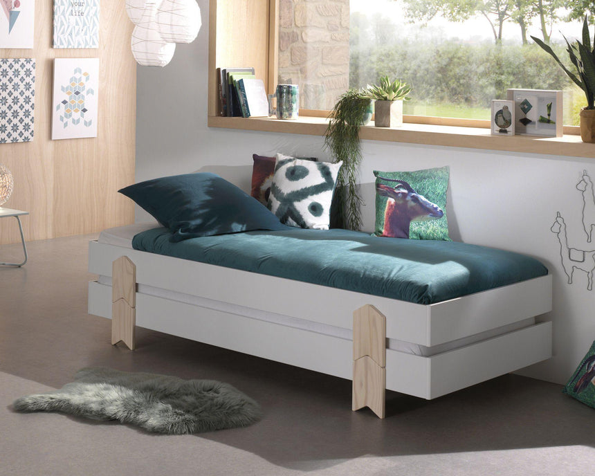 Modulo Arrow wooden children's bed, 90x200, set of 2