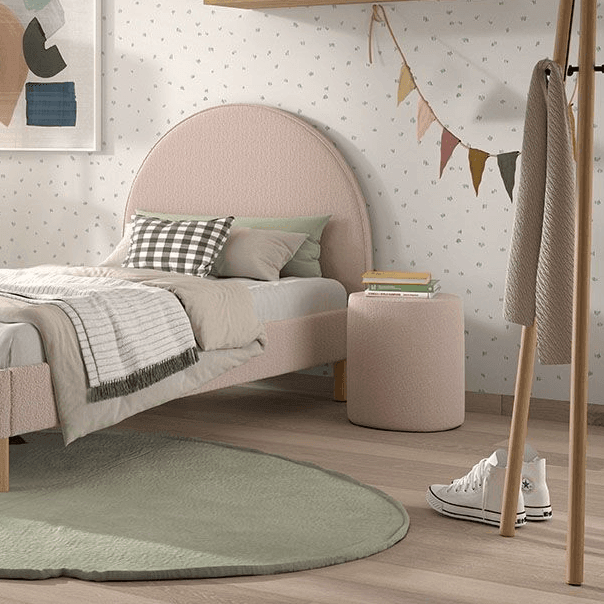 Moon curly children's pouf