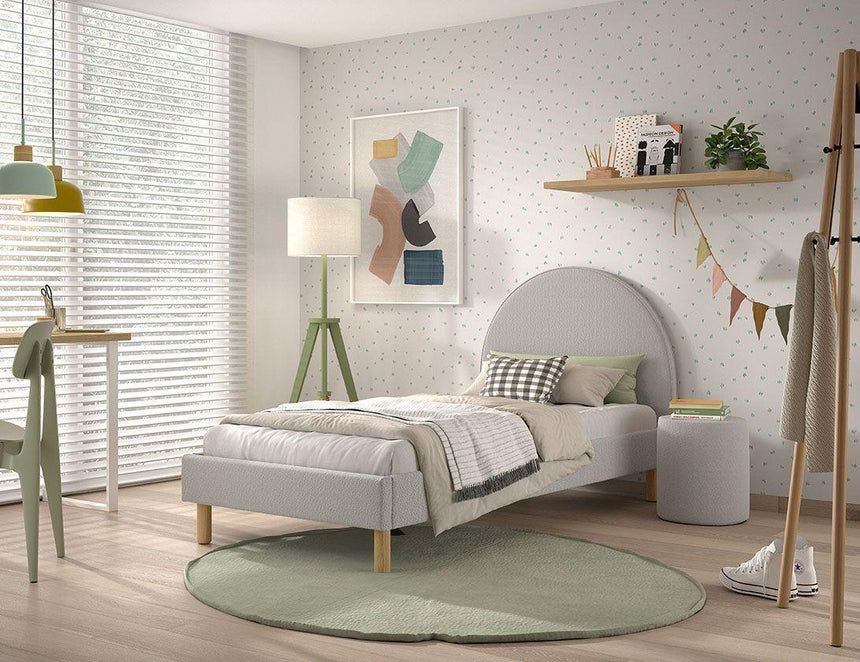 Moon curly children's pouf