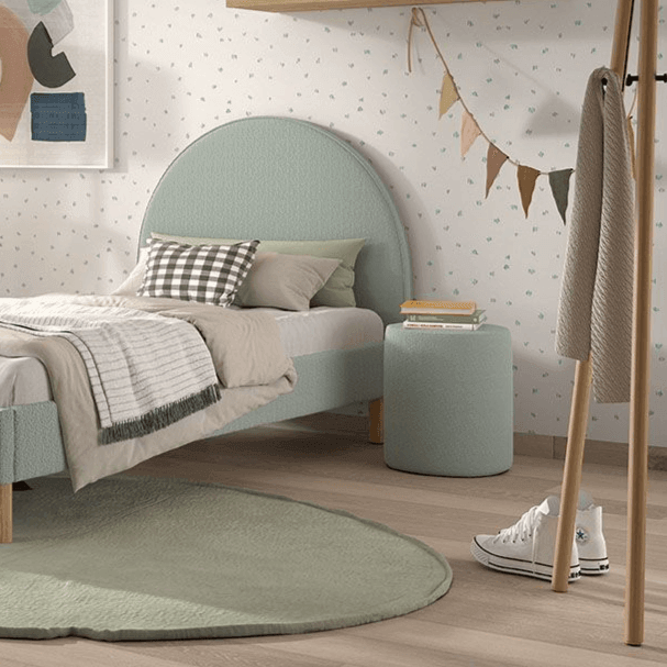 Moon curly children's pouf